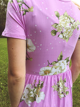 Load image into Gallery viewer, Affordable modest lilac midi dress